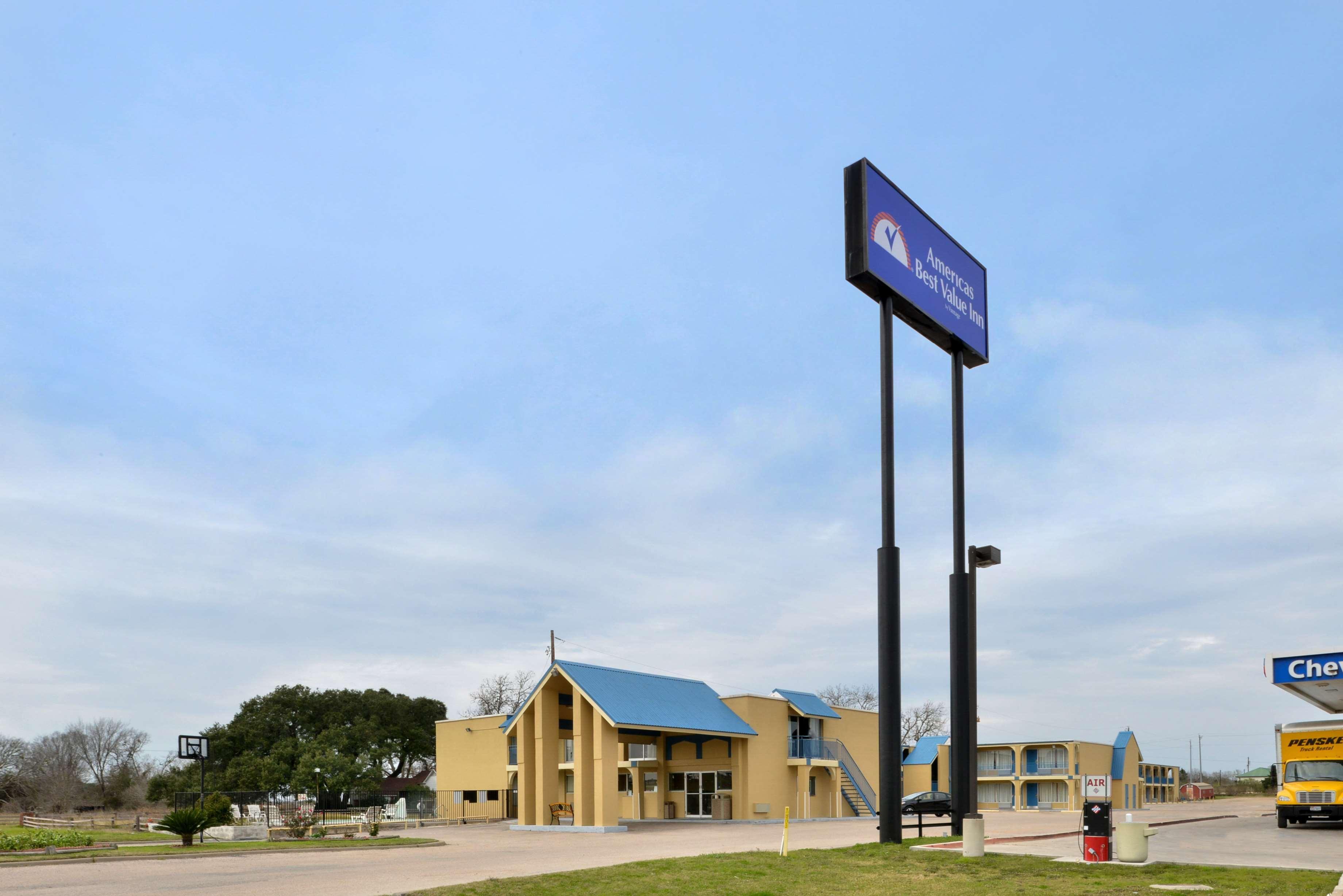 Americas Best Value Inn Schulenburg Exterior foto